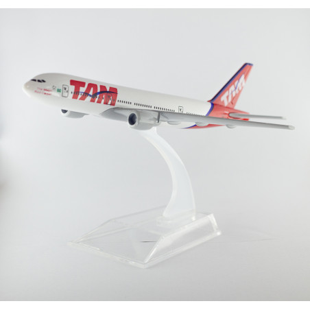 Miniatura B777 TAM Escala 1/400