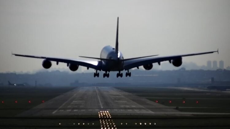 #5 POUSO DO GIGANTE A380 EMIRATES – AEROPORTO INTERNACIONAL DE SÃO PAULO/GUARULHOS – SBGR