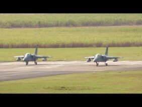 AUMENTE O SOM !! F-5 e A-1 Decolando no DOMINGO AÉREO 22 – ACADEMIA DA FORÇA AÉREA