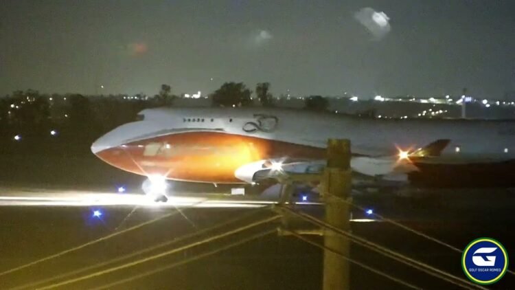 POUSO DO BOEING 747 VERMELHO COM DOURADO DA NATIONAL – VIRACOPOS